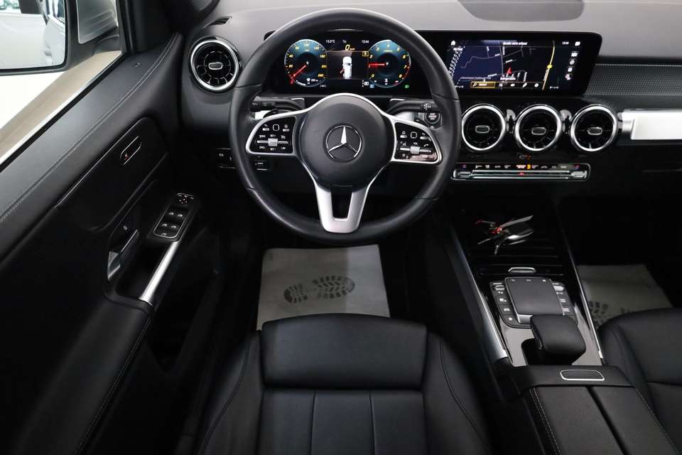 Mercedes-Benz GLB 200 - Imagem 10