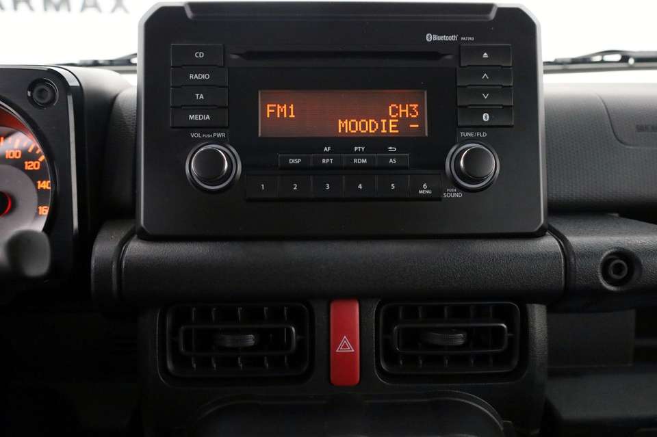 Suzuki Jimny - Imagem 11