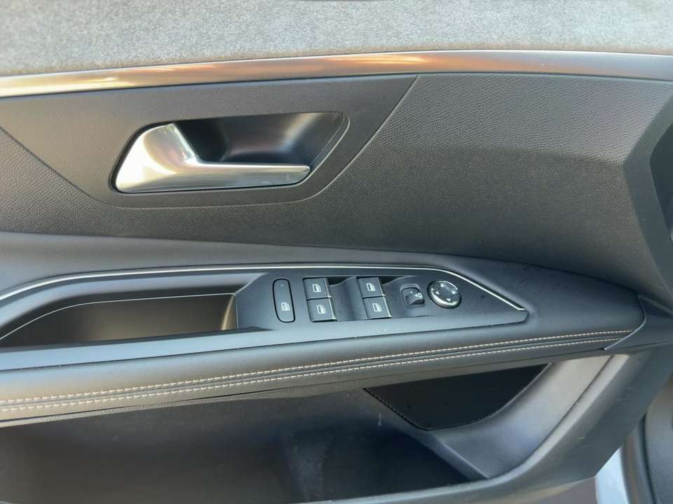 Peugeot 3008 - Imagem 14