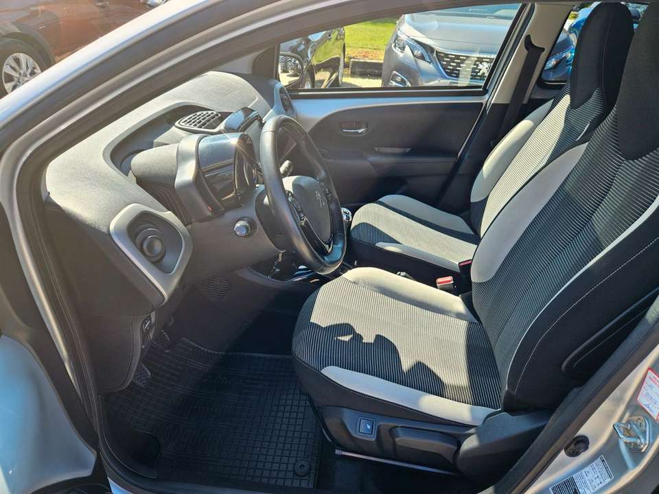 Peugeot 108 - Imagem 8