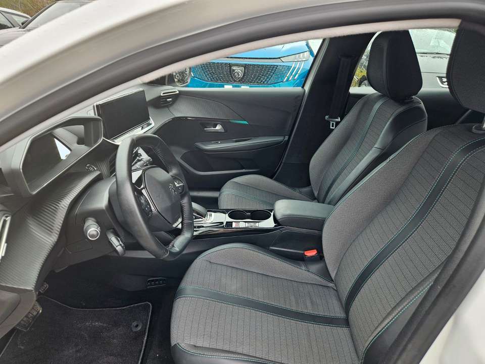 Peugeot 208 - Imagem 8