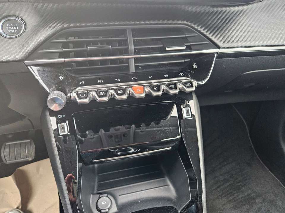 Peugeot 208 - Imagem 13
