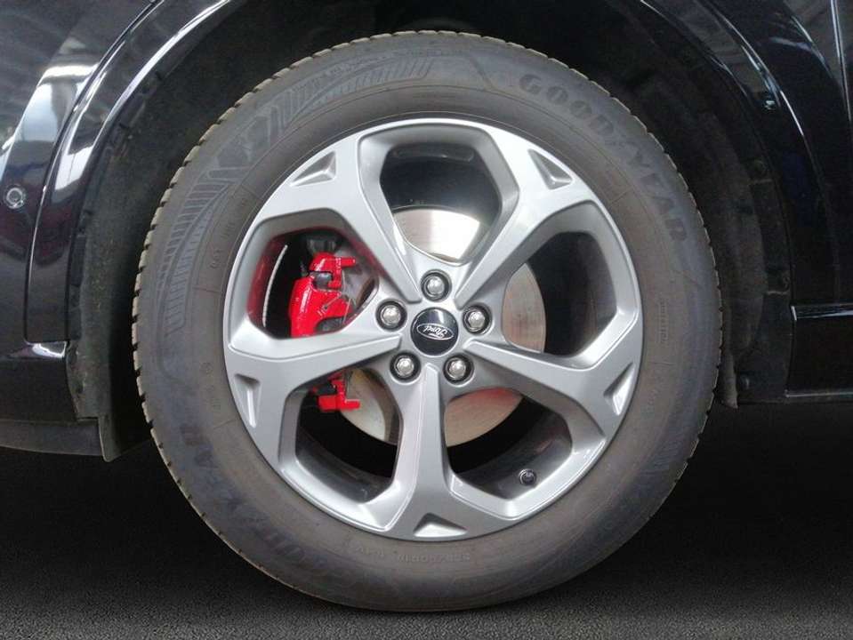 Ford Kuga - Imagem 7