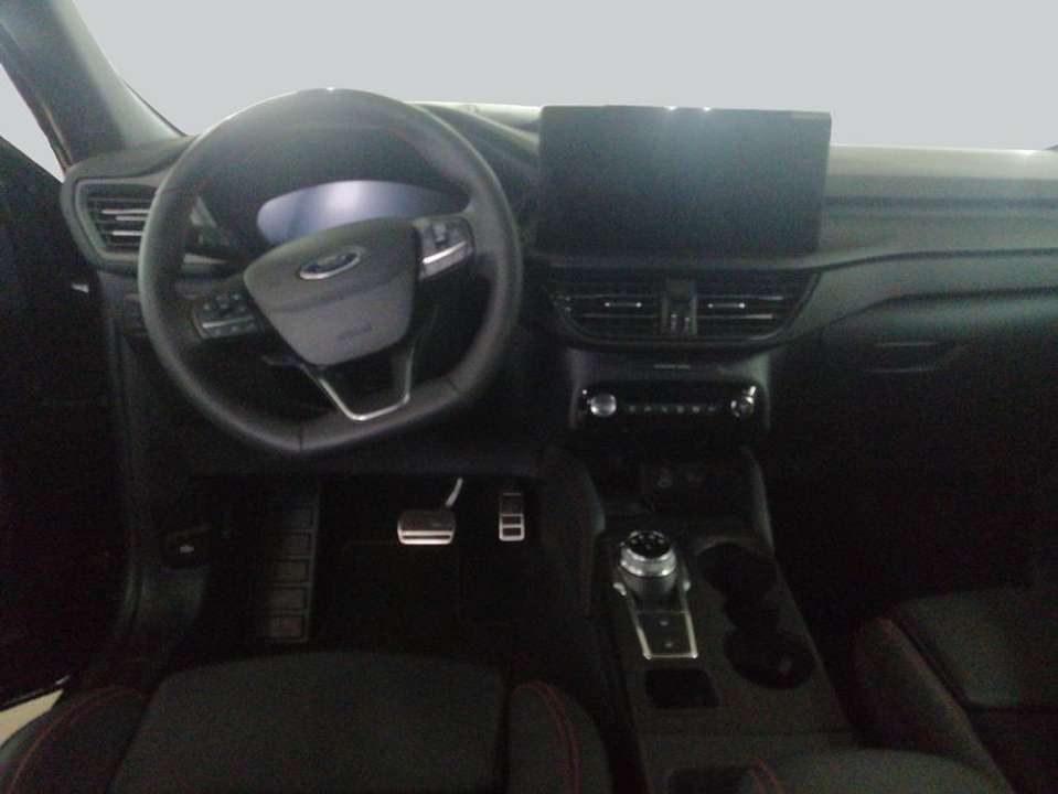 Ford Kuga - Imagem 11