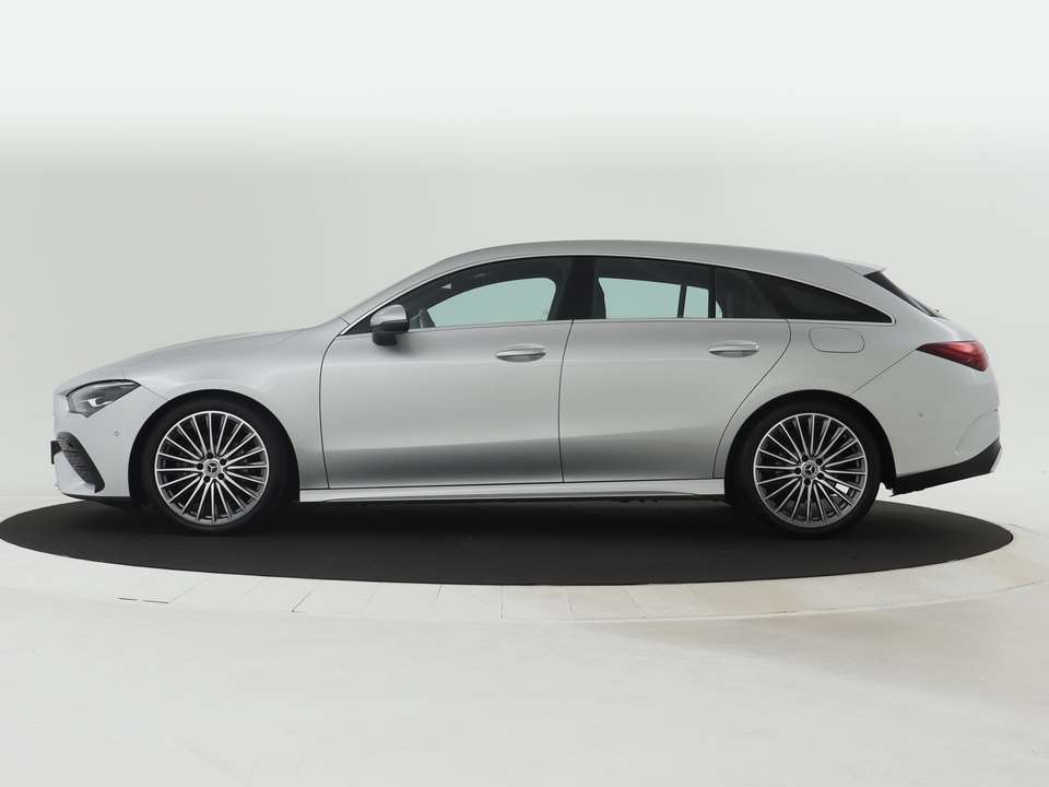 Mercedes-Benz CLA 180 - Imagem 3