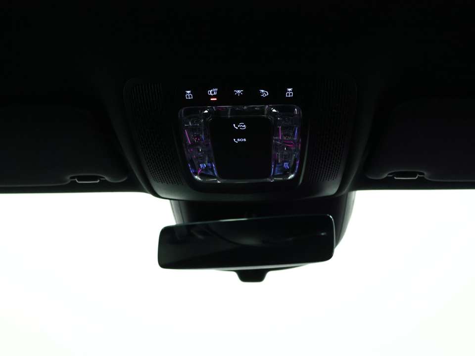 Mercedes-Benz CLA 180 - Imagem 4
