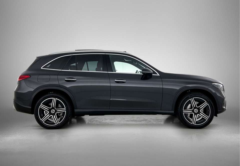Mercedes-Benz GLC 300 - Imagem 14