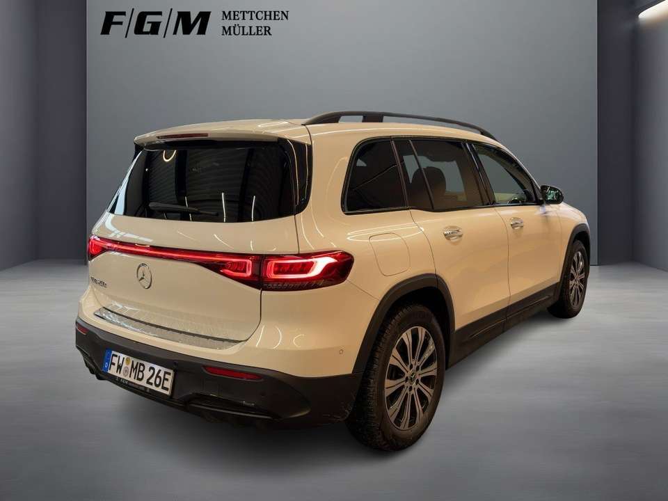 Mercedes-Benz EQB 250 - Imagem 4
