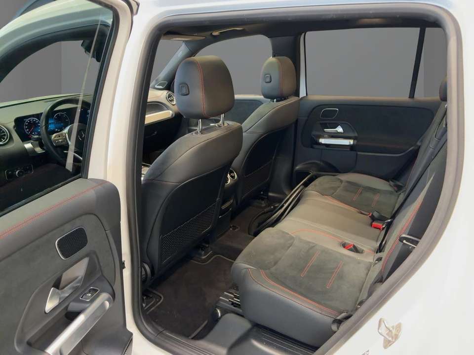 Mercedes-Benz EQB 250 - Imagem 8