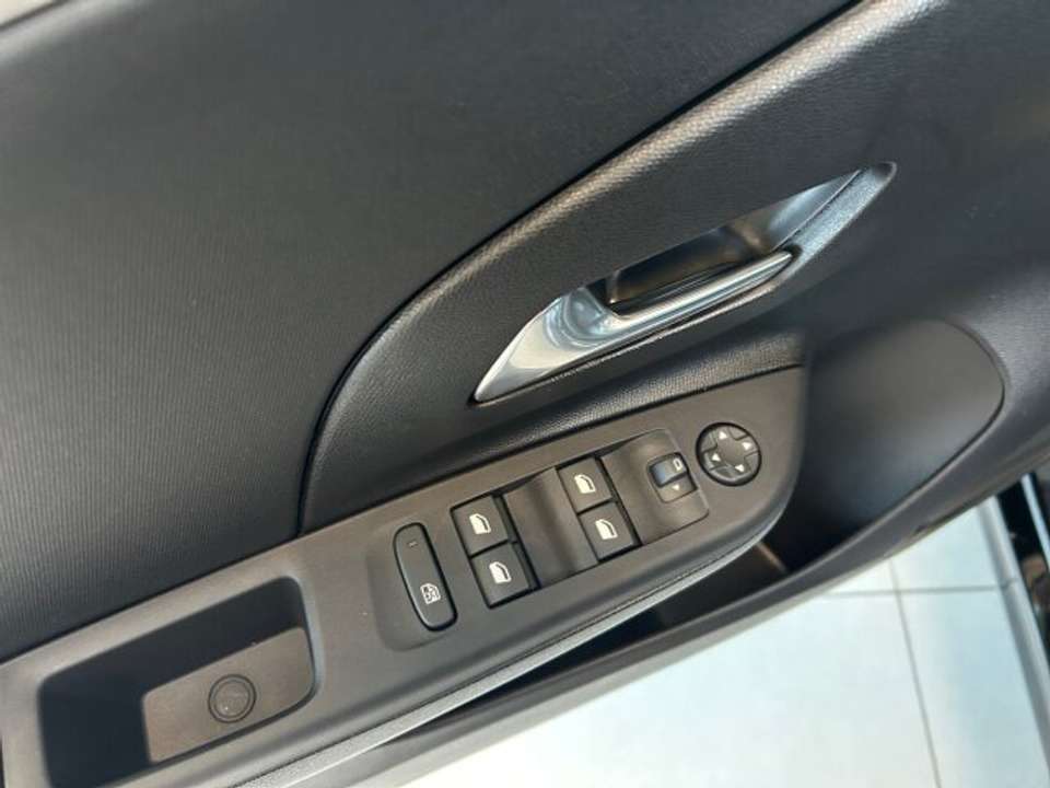 Opel Corsa - Imagem 7