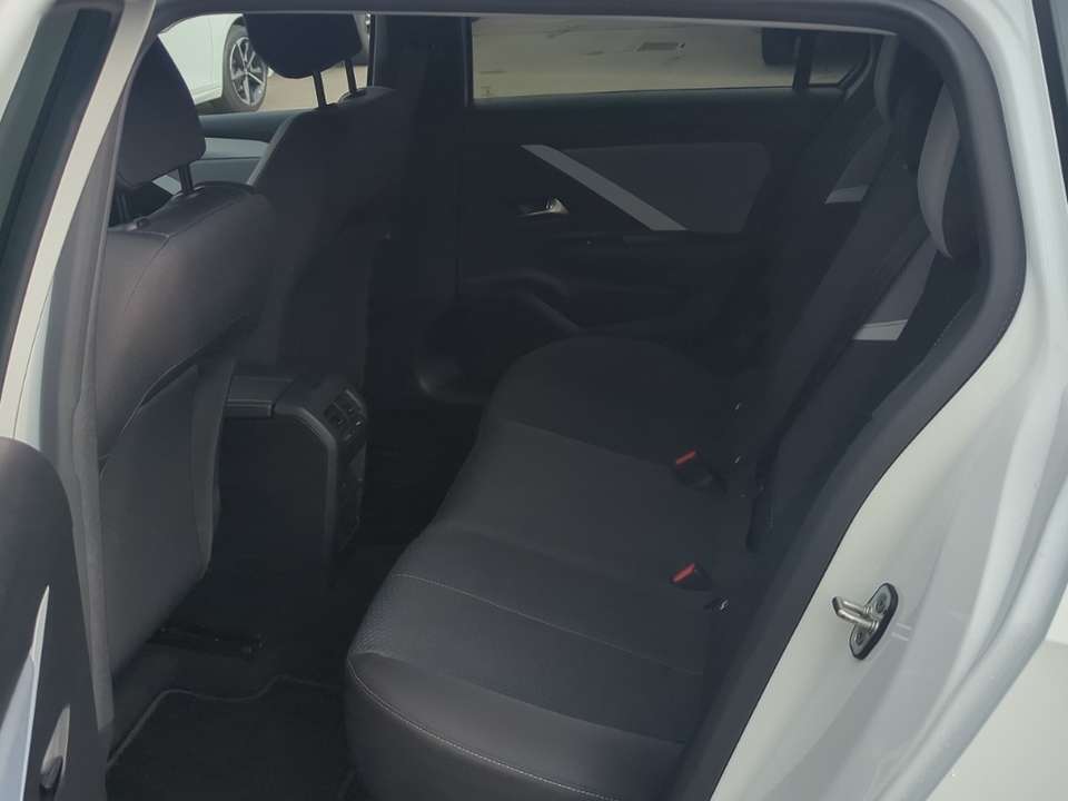 Opel Astra - Imagem 11