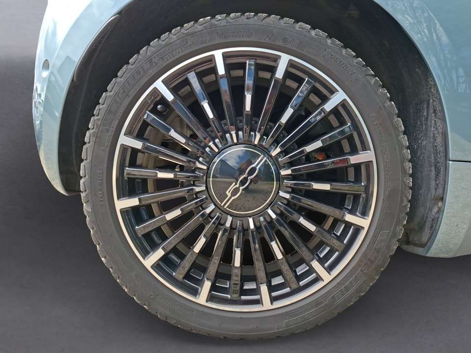 Fiat 500e - Imagem 15