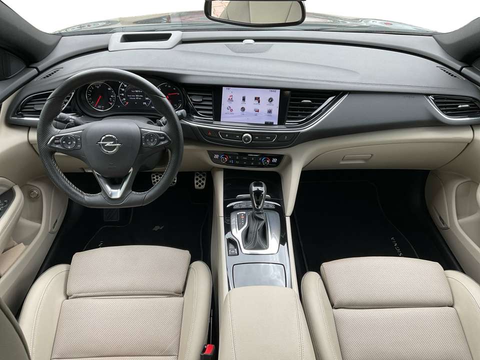 Opel Insignia - Imagem 12