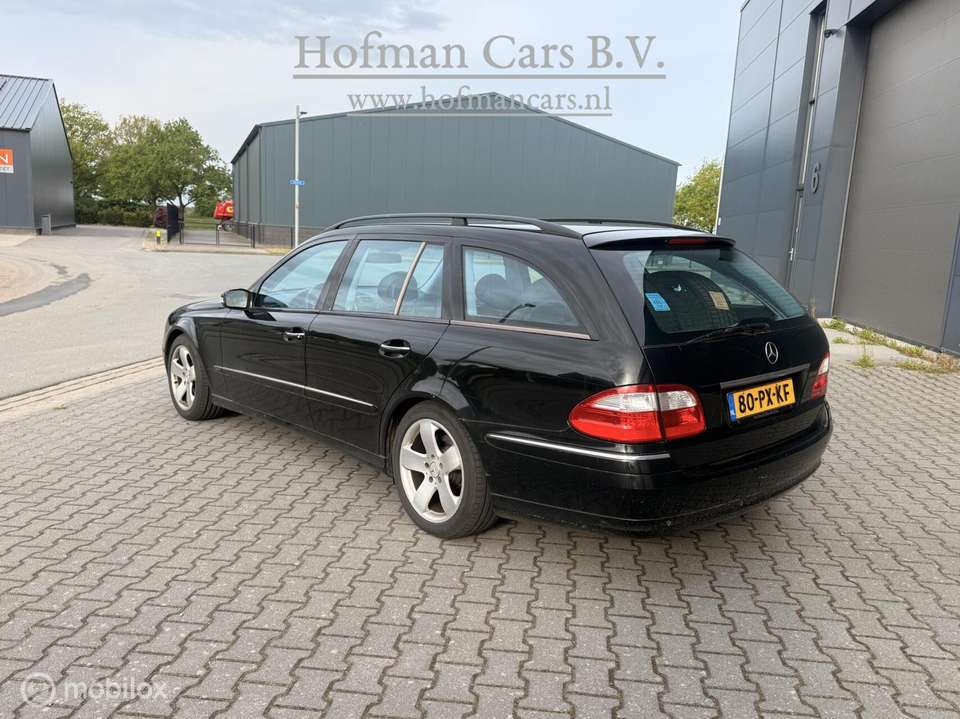Mercedes-Benz E 320 - Imagem 3