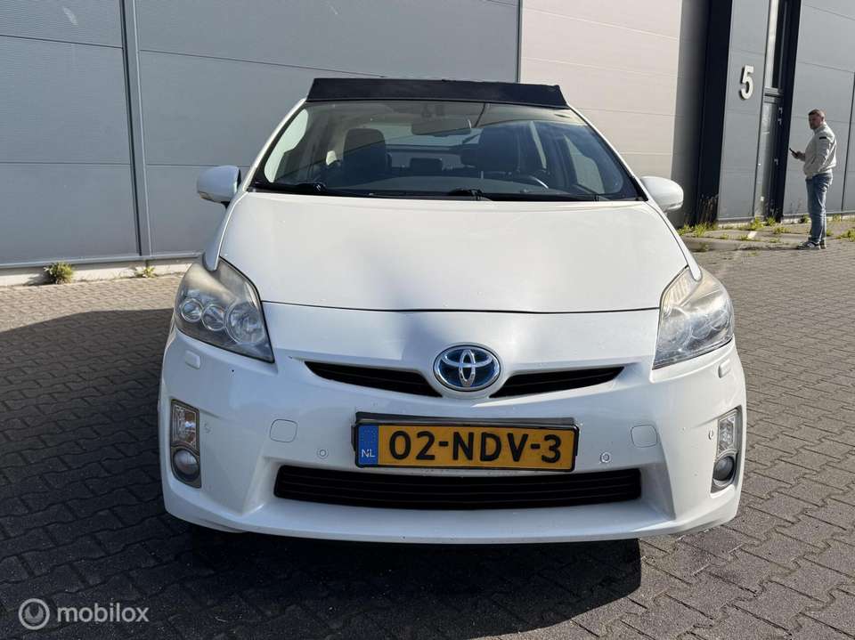 Toyota Prius - Imagem 8