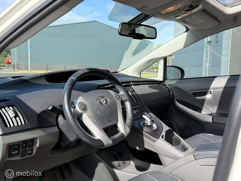 Toyota Prius - Imagem 11