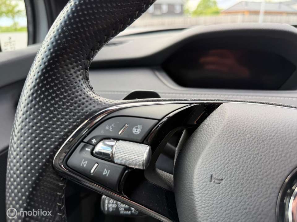 Skoda Enyaq - Imagem 16