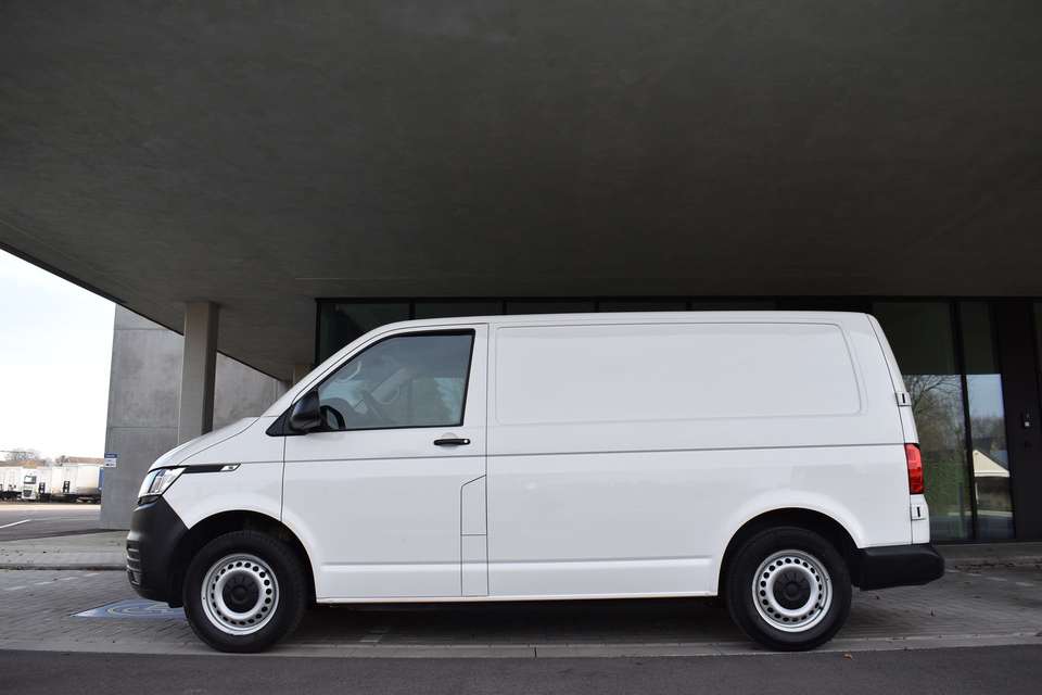 Volkswagen T6.1 Transporter - Imagem 4