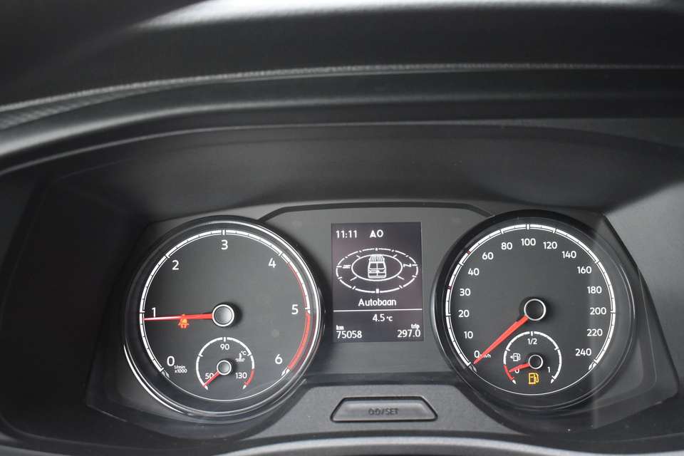Volkswagen T6.1 Transporter - Imagem 7