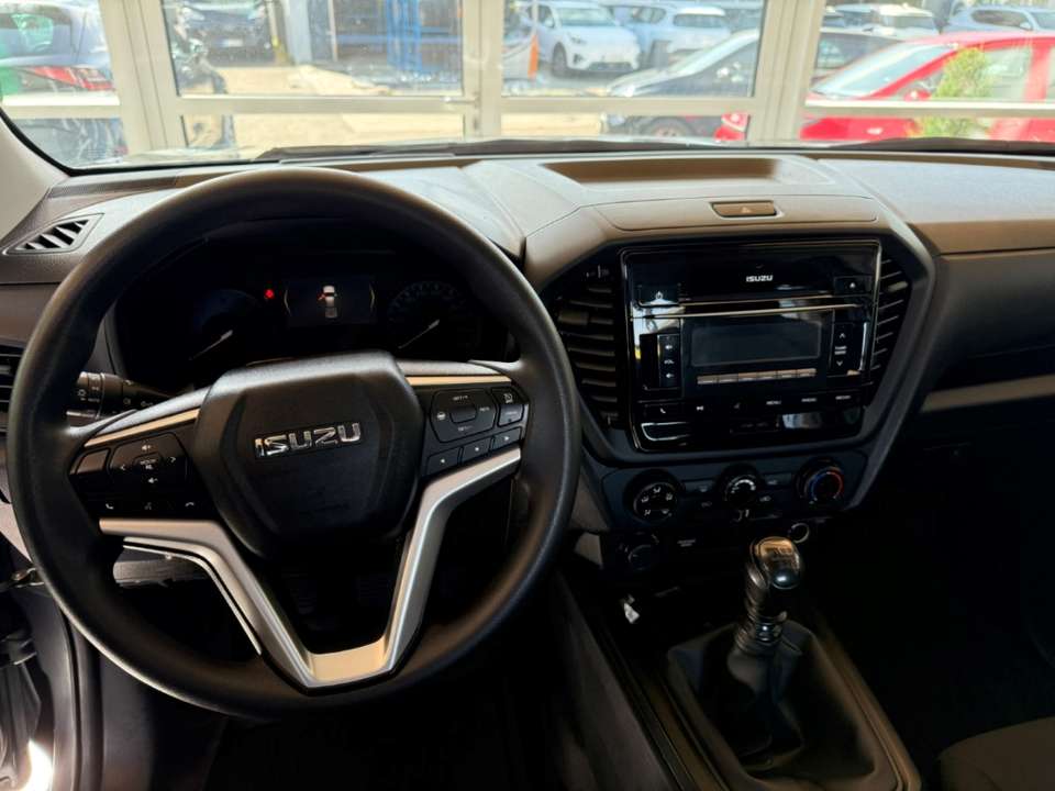 Isuzu D-Max - Imagem 11