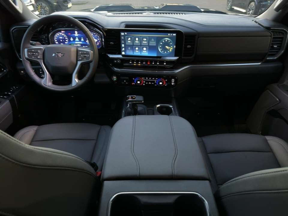 Chevrolet Silverado - Imagem 11