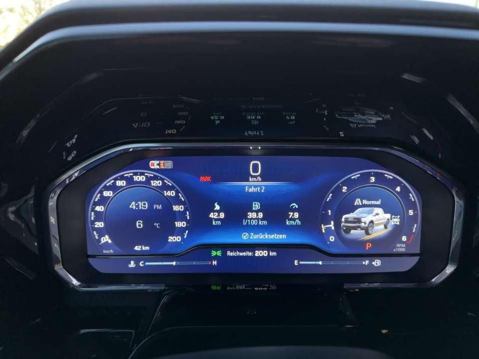 Chevrolet Silverado - Imagem 14