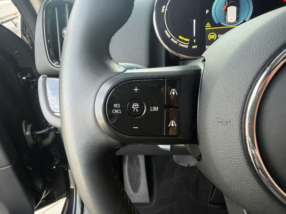 MINI Cooper SE Countryman - Imagem 13