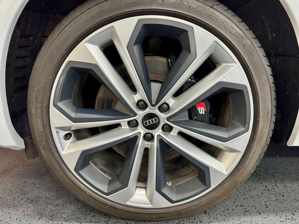 Car picture 3