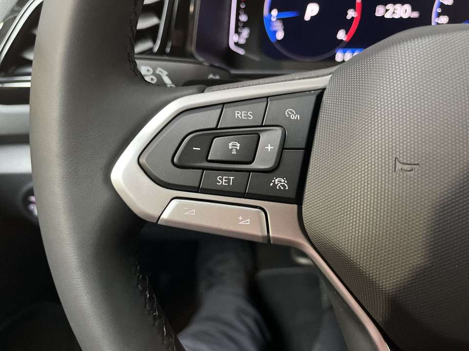 Volkswagen T-Roc - Imagem 14