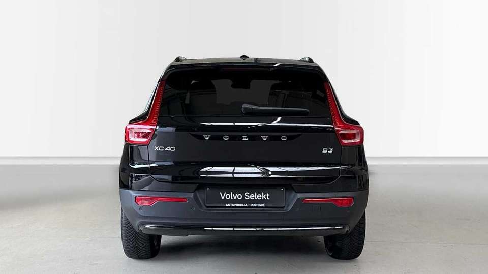 Volvo XC40 - Imagem 8