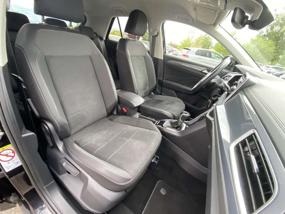 Volkswagen T-Roc - Imagem 13