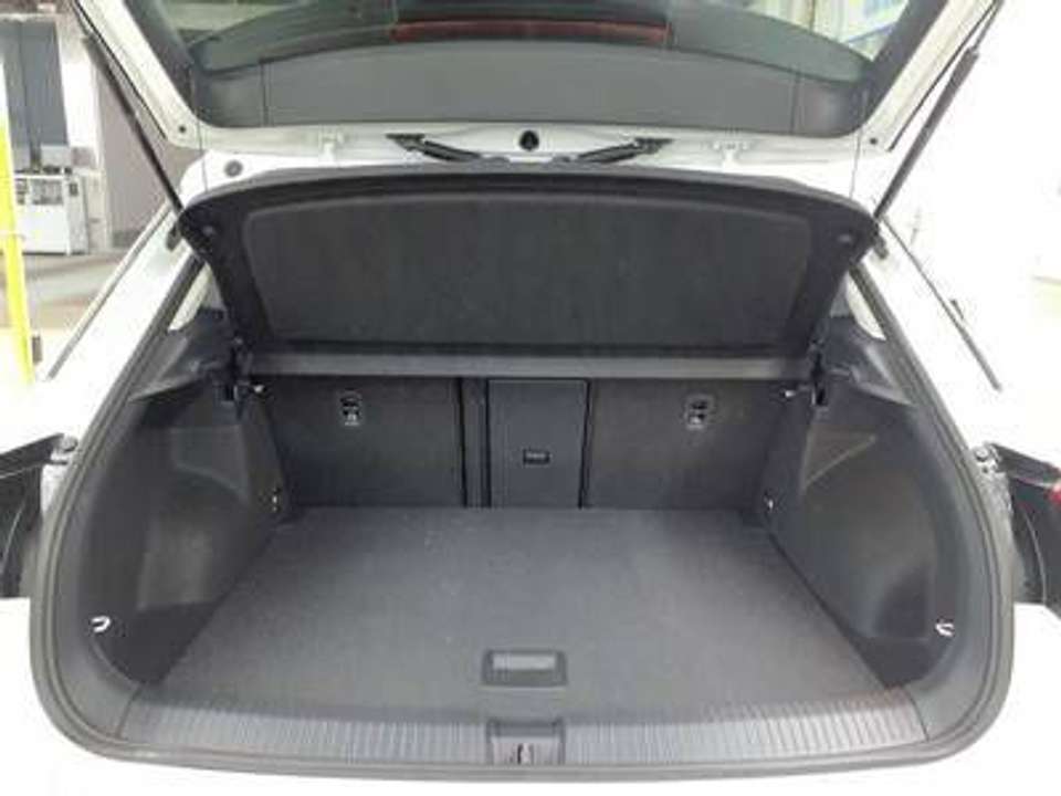 Car picture 9