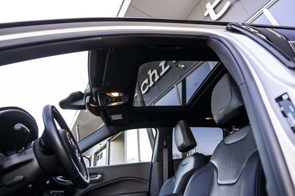 Jeep Compass - Imagem 13