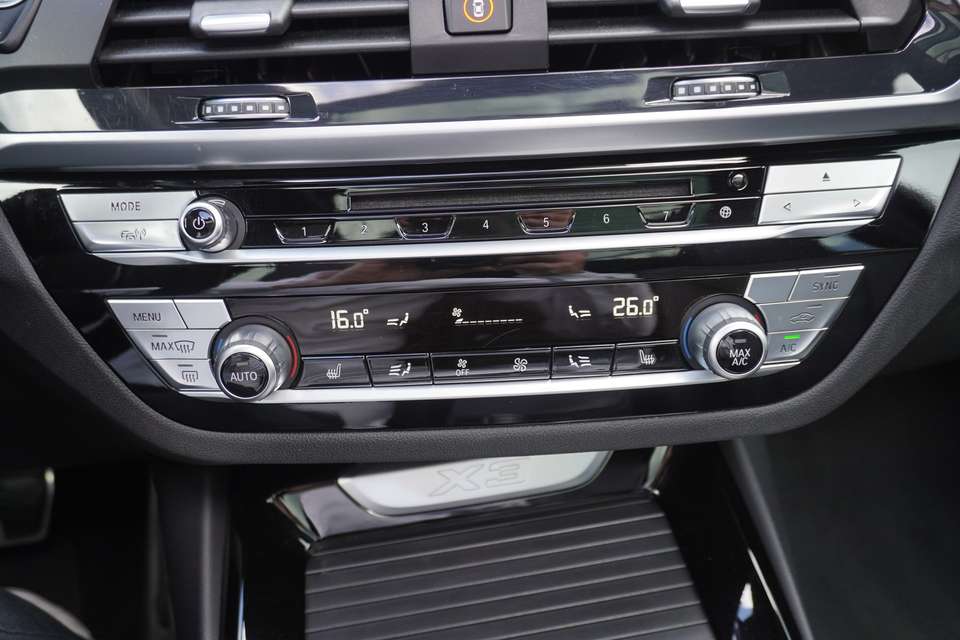Car picture 19