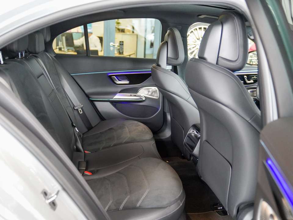 Car picture 11