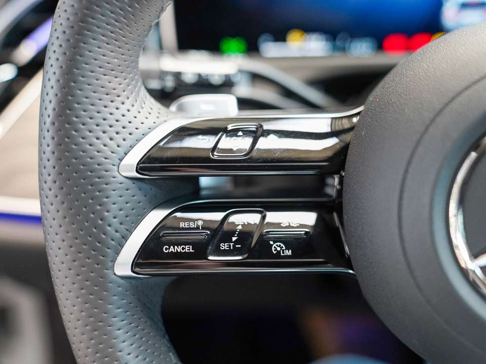 Mercedes-Benz E 450 - Imagem 12