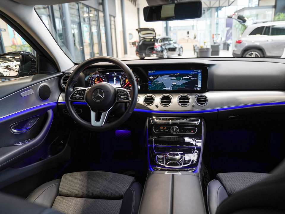 Mercedes-Benz E 200 - Imagem 15