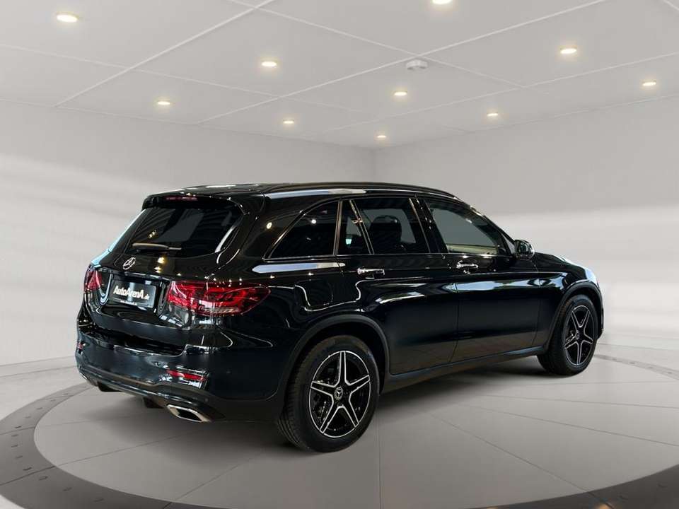 Mercedes-Benz GLC 300 - Imagem 3