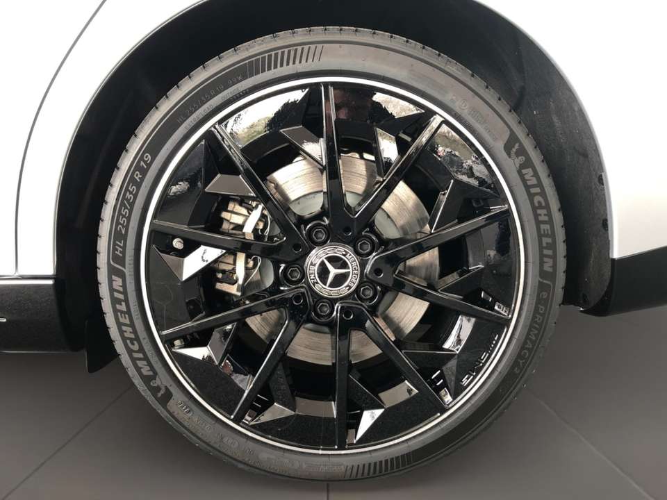 Car picture 9