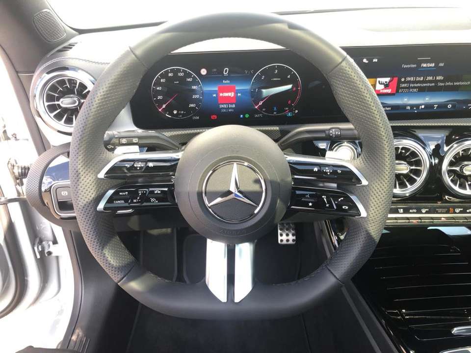 Car picture 11