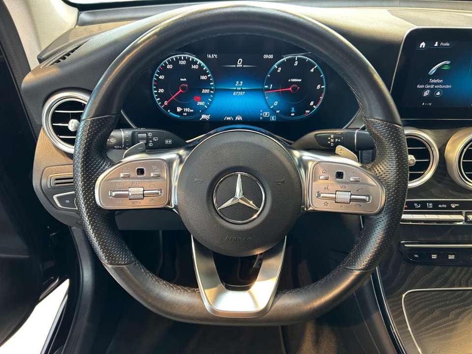 Mercedes-Benz GLC 300 - Imagem 14