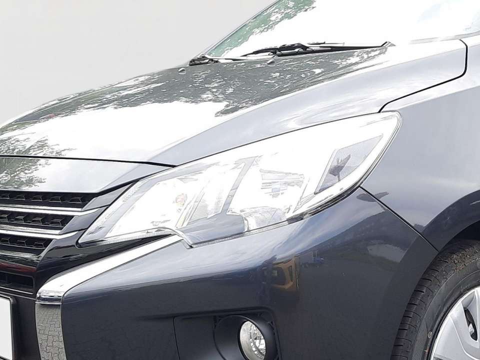 Mitsubishi Space Star - Imagem 5