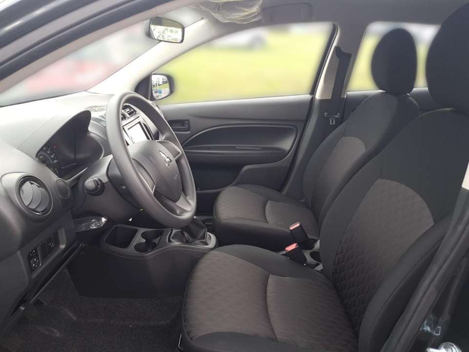 Mitsubishi Space Star - Imagem 8
