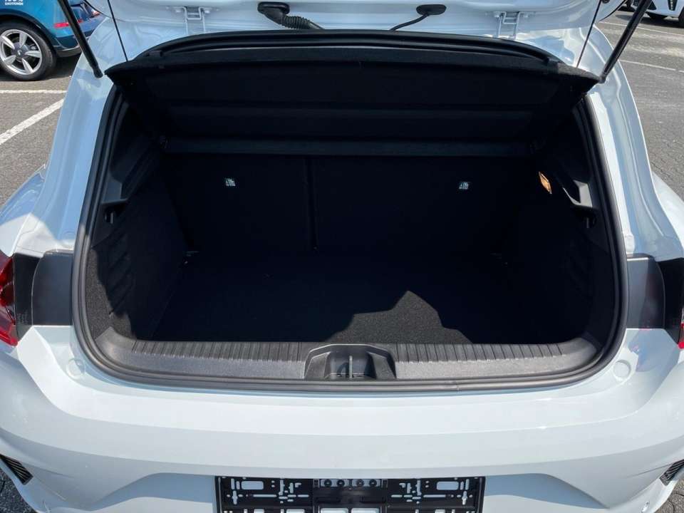 Mitsubishi Colt - Imagem 12