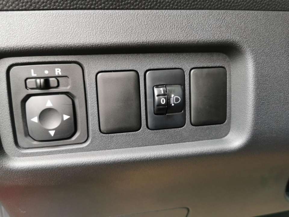 Mitsubishi Space Star - Imagem 13