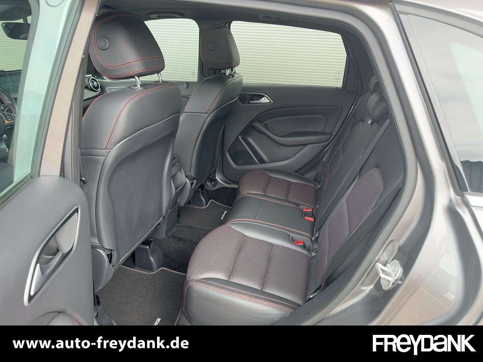 Mercedes-Benz B 250 - Imagem 11