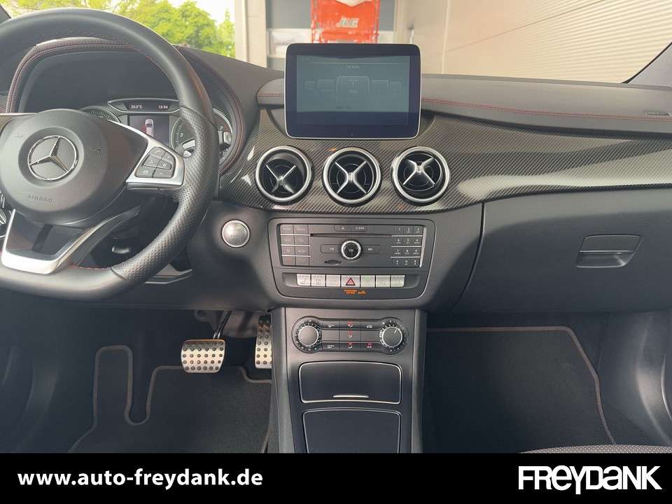 Mercedes-Benz B 250 - Imagem 13