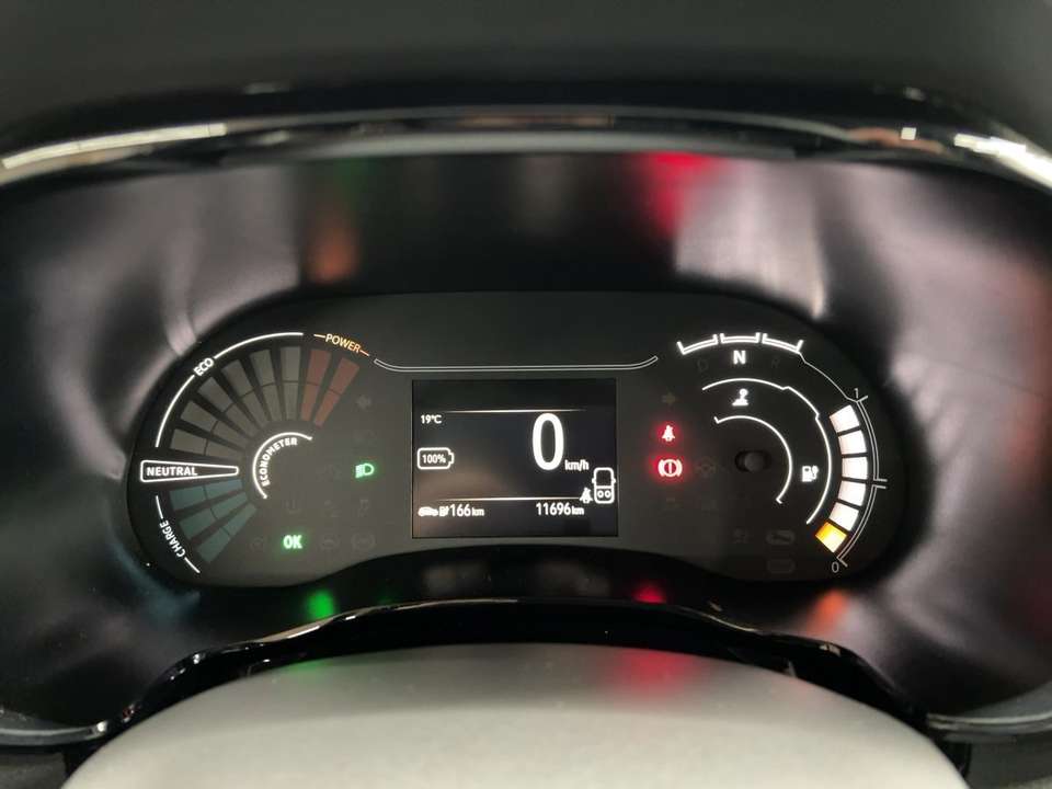 Dacia Spring - Imagem 14