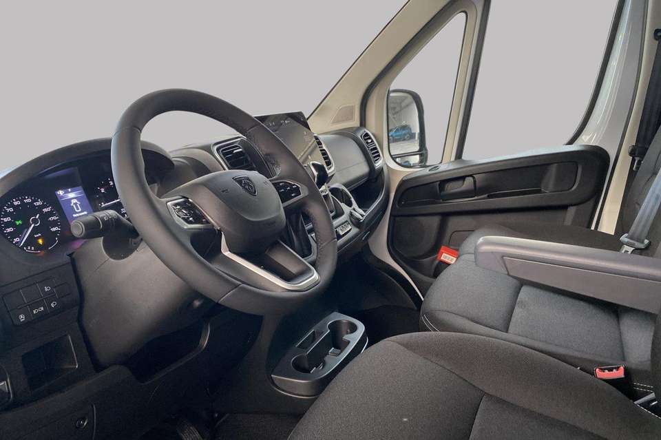 Car picture 9