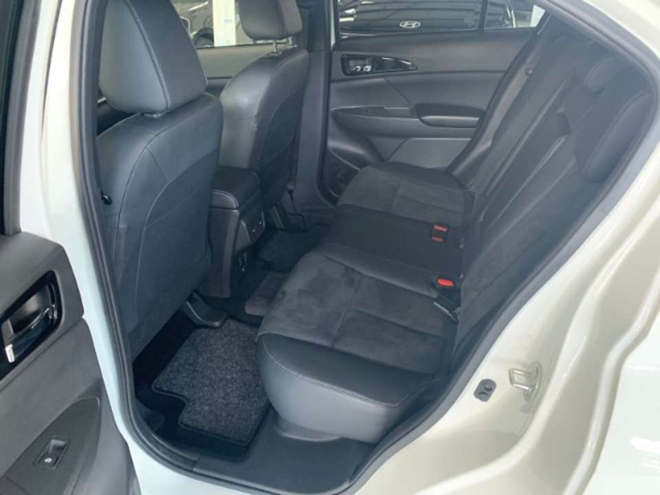 Mitsubishi Eclipse Cross - Imagem 9